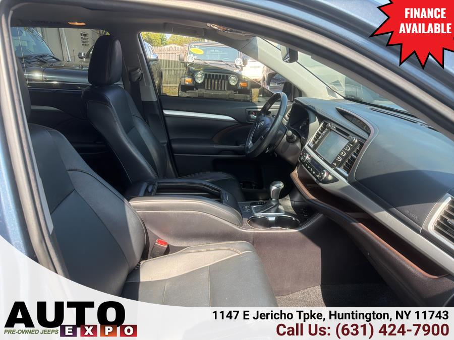 2017 Toyota Highlander XLE V6 AWD (Natl), available for sale in Huntington, New York | Auto Expo. Huntington, New York 2017 Toyota Highlander XLE V6 AWD (Natl), available for sale in Huntington, New York | Auto Expo. Huntington, New York