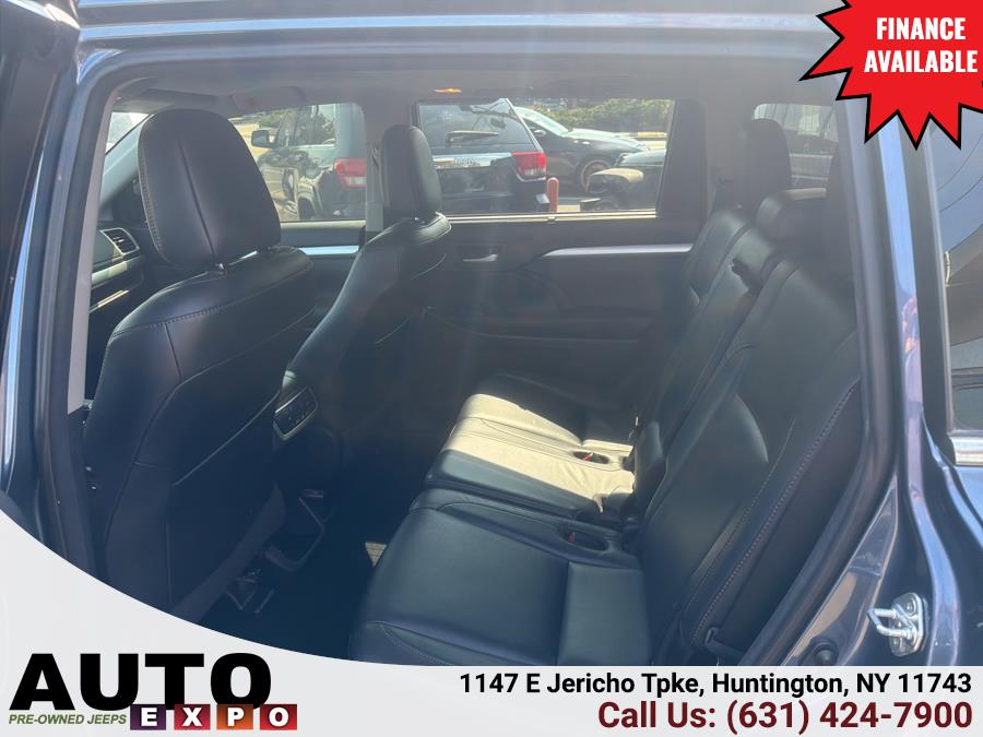 2017 Toyota Highlander XLE V6 AWD (Natl), available for sale in Huntington, New York | Auto Expo. Huntington, New York 2017 Toyota Highlander XLE V6 AWD (Natl), available for sale in Huntington, New York | Auto Expo. Huntington, New York