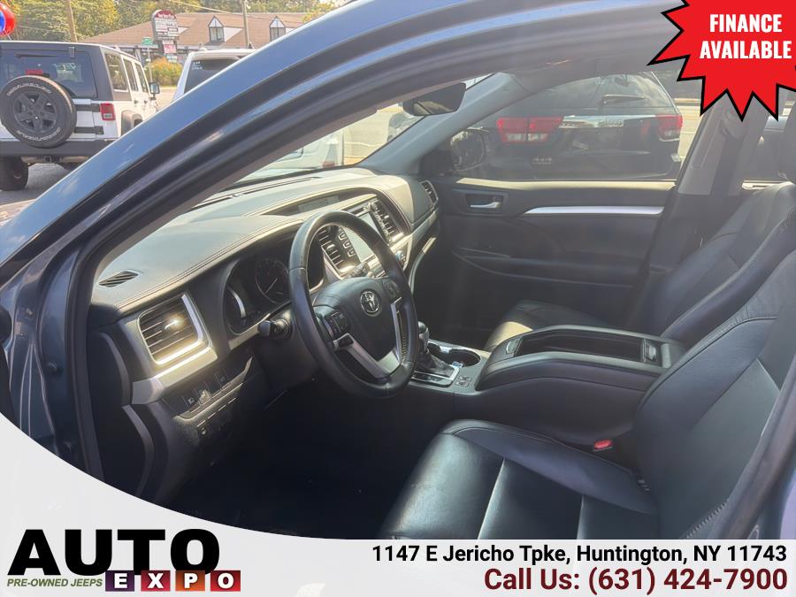 2017 Toyota Highlander XLE V6 AWD (Natl), available for sale in Huntington, New York | Auto Expo. Huntington, New York 2017 Toyota Highlander XLE V6 AWD (Natl), available for sale in Huntington, New York | Auto Expo. Huntington, New York