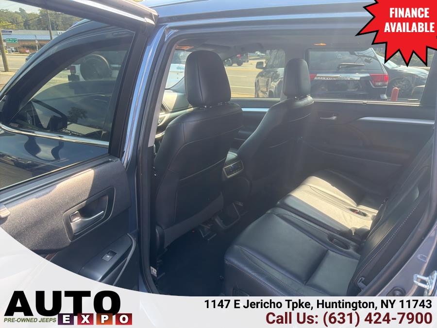 2017 Toyota Highlander XLE V6 AWD (Natl), available for sale in Huntington, New York | Auto Expo. Huntington, New York 2017 Toyota Highlander XLE V6 AWD (Natl), available for sale in Huntington, New York | Auto Expo. Huntington, New York
