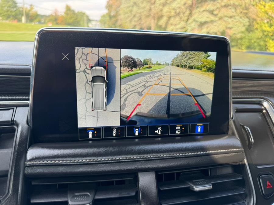 2022 GMC Yukon XL 4WD 4dr SLT, available for sale in Waterbury, Connecticut | Platinum Auto Care. Waterbury, Connecticut 2022 GMC Yukon XL 4WD 4dr SLT, available for sale in Waterbury, Connecticut | Platinum Auto Care. Waterbury, Connecticut