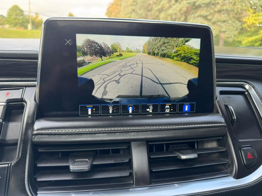 2022 GMC Yukon XL 4WD 4dr SLT, available for sale in Waterbury, Connecticut | Platinum Auto Care. Waterbury, Connecticut 2022 GMC Yukon XL 4WD 4dr SLT, available for sale in Waterbury, Connecticut | Platinum Auto Care. Waterbury, Connecticut