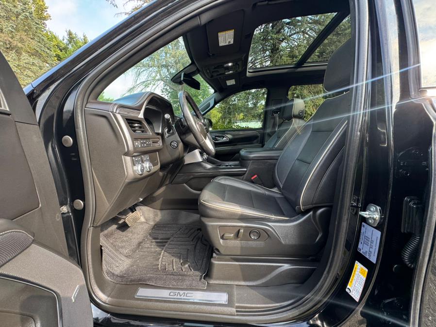 2022 GMC Yukon XL 4WD 4dr SLT, available for sale in Waterbury, Connecticut | Platinum Auto Care. Waterbury, Connecticut 2022 GMC Yukon XL 4WD 4dr SLT, available for sale in Waterbury, Connecticut | Platinum Auto Care. Waterbury, Connecticut