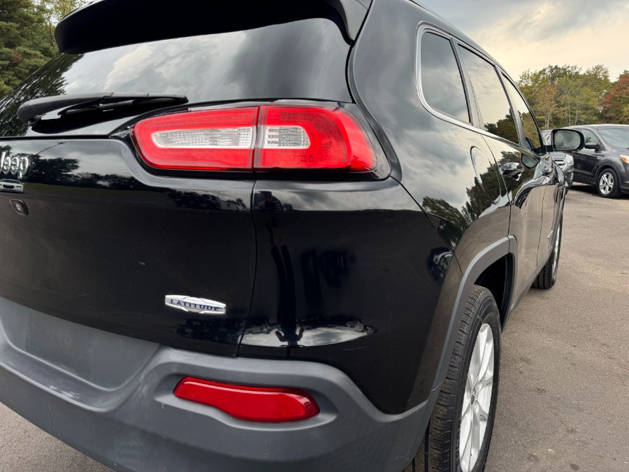 2017 Jeep Cherokee Latitude 4x4, available for sale in Ortonville, Michigan | Marsh Auto Sales LLC. Ortonville, Michigan 2017 Jeep Cherokee Latitude 4x4, available for sale in Ortonville, Michigan | Marsh Auto Sales LLC. Ortonville, Michigan