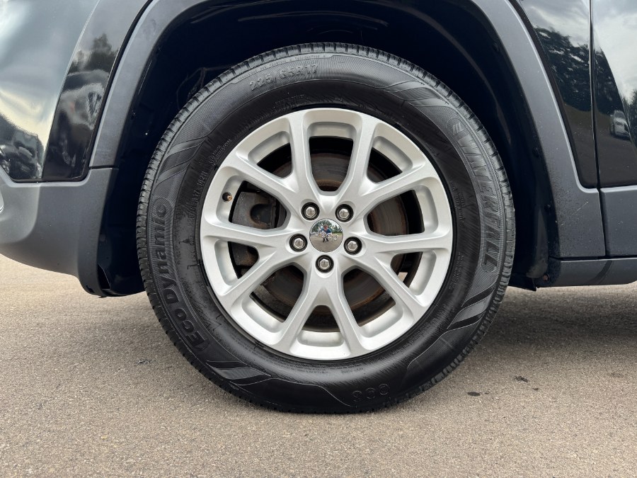 2017 Jeep Cherokee Latitude 4x4, available for sale in Ortonville, Michigan | Marsh Auto Sales LLC. Ortonville, Michigan 2017 Jeep Cherokee Latitude 4x4, available for sale in Ortonville, Michigan | Marsh Auto Sales LLC. Ortonville, Michigan
