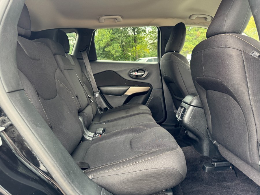 2017 Jeep Cherokee Latitude 4x4, available for sale in Ortonville, Michigan | Marsh Auto Sales LLC. Ortonville, Michigan 2017 Jeep Cherokee Latitude 4x4, available for sale in Ortonville, Michigan | Marsh Auto Sales LLC. Ortonville, Michigan