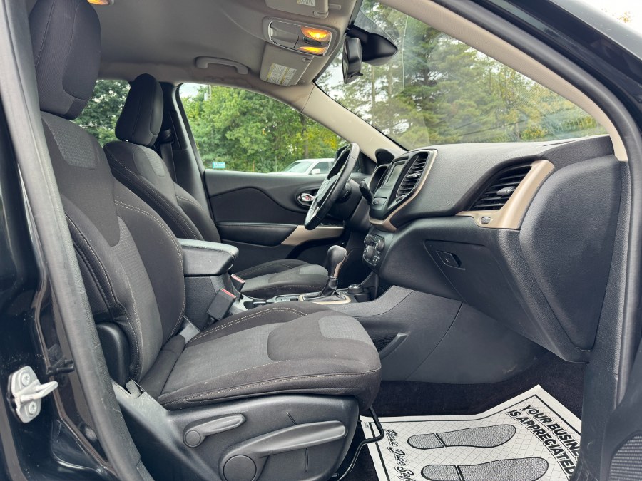 2017 Jeep Cherokee Latitude 4x4, available for sale in Ortonville, Michigan | Marsh Auto Sales LLC. Ortonville, Michigan 2017 Jeep Cherokee Latitude 4x4, available for sale in Ortonville, Michigan | Marsh Auto Sales LLC. Ortonville, Michigan