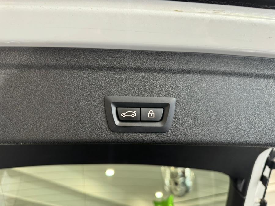 2022 BMW X6 xDrive40i Sports Activity Coupe, available for sale in Franklin Square, New York | Luxury Motor Club. Franklin Square, New York 2022 BMW X6 xDrive40i Sports Activity Coupe, available for sale in Franklin Square, New York | Luxury Motor Club. Franklin Square, New York