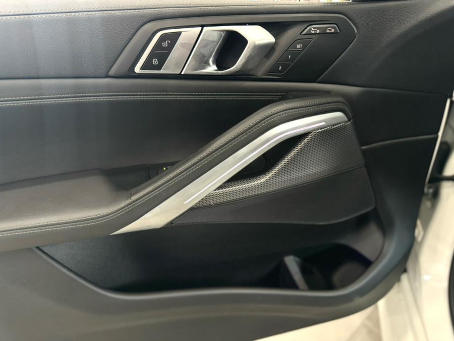 2022 BMW X6 xDrive40i Sports Activity Coupe, available for sale in Franklin Square, New York | Luxury Motor Club. Franklin Square, New York 2022 BMW X6 xDrive40i Sports Activity Coupe, available for sale in Franklin Square, New York | Luxury Motor Club. Franklin Square, New York