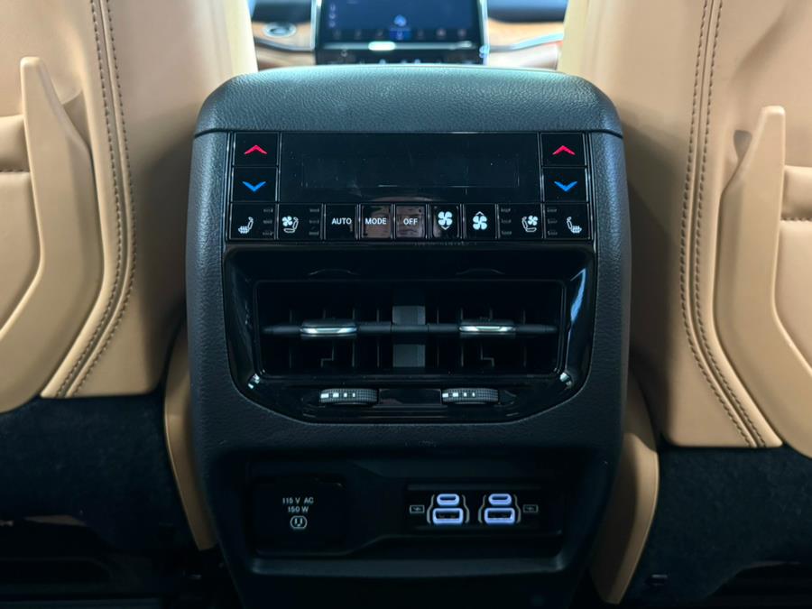 2022 Jeep Grand Cherokee Summit Reserve photo 28