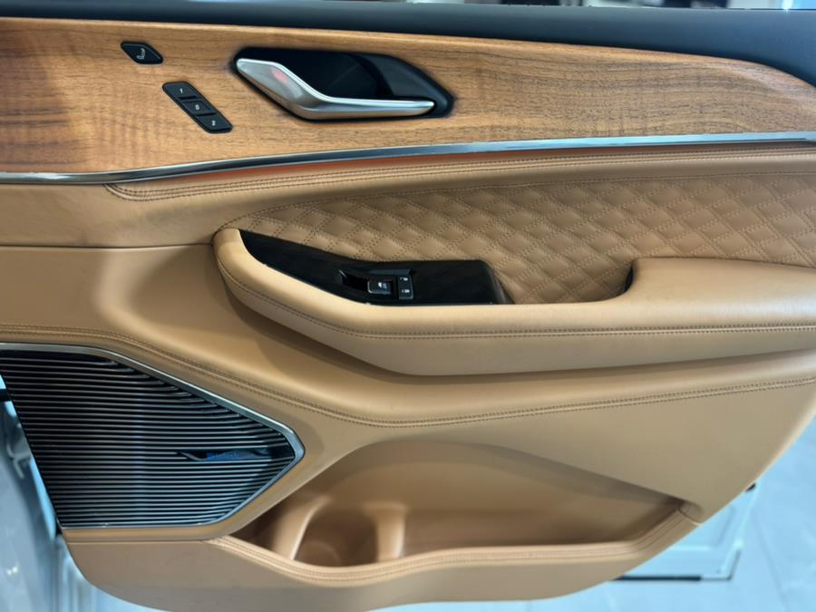2022 Jeep Grand Cherokee Summit Reserve photo 16