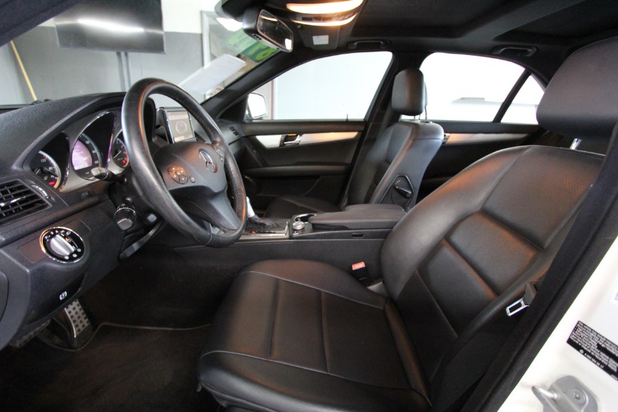2009 Mercedes-Benz C-Class 4dr Sdn 3.0L Sport RWD, available for sale in Garden Grove, California | U Save Auto Auction. Garden Grove, California 2009 Mercedes-Benz C-Class 4dr Sdn 3.0L Sport RWD, available for sale in Garden Grove, California | U Save Auto Auction. Garden Grove, California