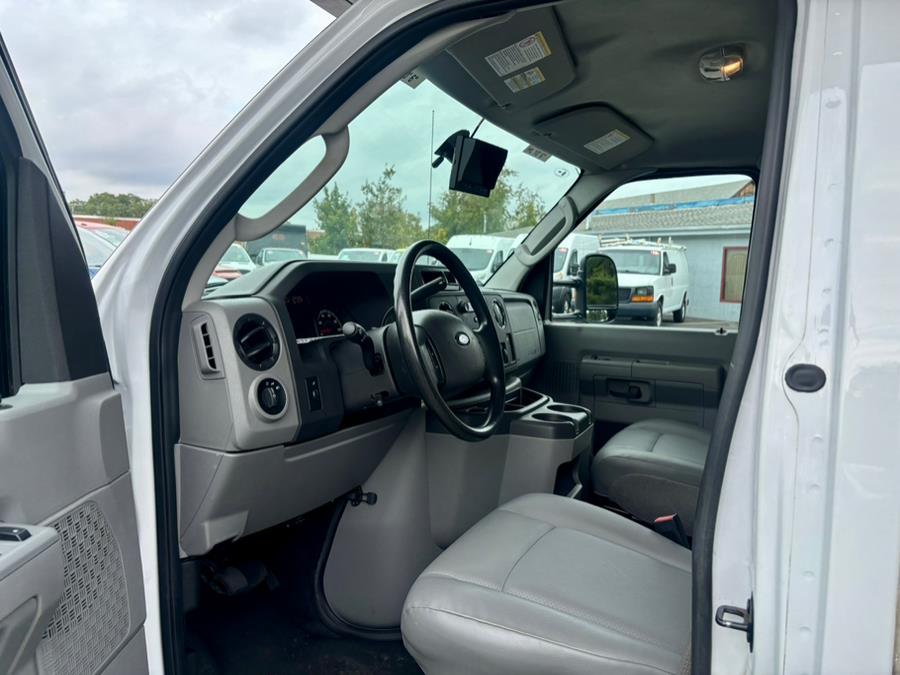 2015 Ford Econoline Commercial Cutaway E-450 Super Duty 176" DRW, available for sale in South Windsor, Connecticut | Mike And Tony Auto Sales, Inc. South Windsor, Connecticut 2015 Ford Econoline Commercial Cutaway E-450 Super Duty 176" DRW, available for sale in South Windsor, Connecticut | Mike And Tony Auto Sales, Inc. South Windsor, Connecticut