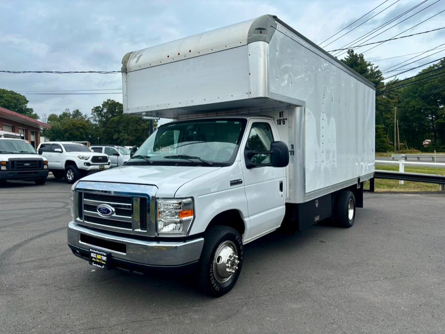 2015 Ford Econoline Commercial Cutaway E-450 Super Duty 176" DRW, available for sale in South Windsor, Connecticut | Mike And Tony Auto Sales, Inc. South Windsor, Connecticut 2015 Ford Econoline Commercial Cutaway E-450 Super Duty 176" DRW, available for sale in South Windsor, Connecticut | Mike And Tony Auto Sales, Inc. South Windsor, Connecticut