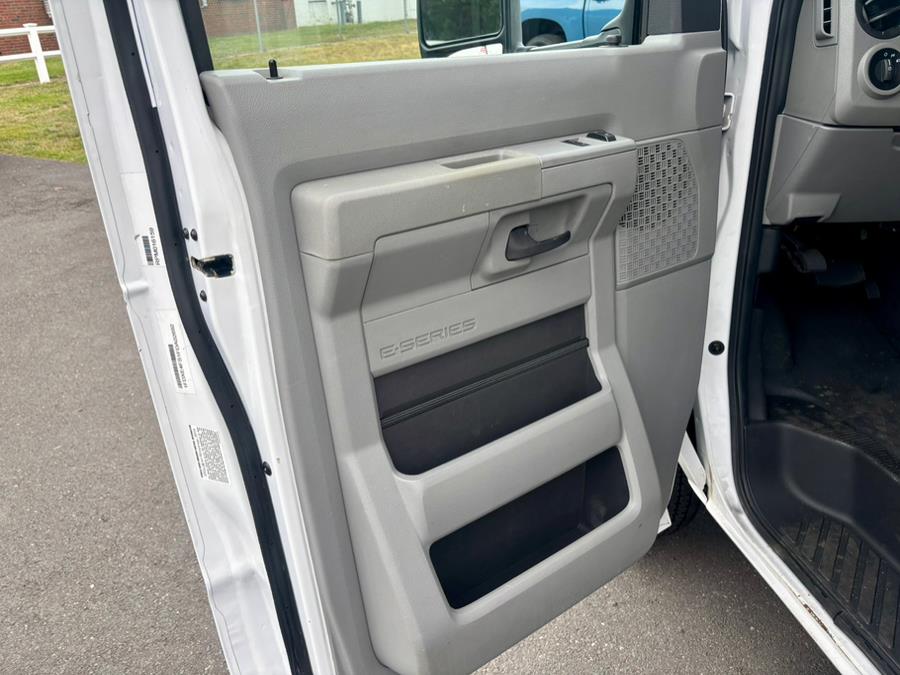 2015 Ford Econoline Commercial Cutaway E-450 Super Duty 176" DRW, available for sale in South Windsor, Connecticut | Mike And Tony Auto Sales, Inc. South Windsor, Connecticut 2015 Ford Econoline Commercial Cutaway E-450 Super Duty 176" DRW, available for sale in South Windsor, Connecticut | Mike And Tony Auto Sales, Inc. South Windsor, Connecticut