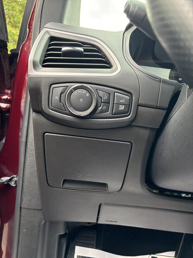 2022 Ford Edge ST-Line AWD, available for sale in Old Saybrook, Connecticut | Saybrook Auto Barn. Old Saybrook, Connecticut 2022 Ford Edge ST-Line AWD, available for sale in Old Saybrook, Connecticut | Saybrook Auto Barn. Old Saybrook, Connecticut