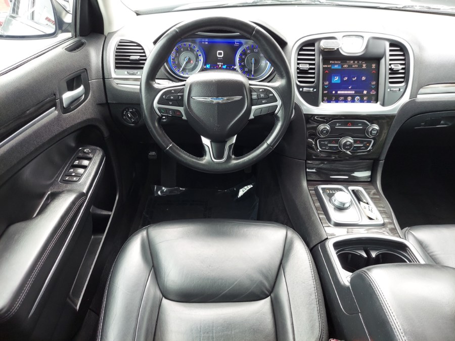 2016 Chrysler 300 4dr Sdn Limited AWD, available for sale in East Windsor, Connecticut | United Auto Sales of E Windsor, Inc. East Windsor, Connecticut 2016 Chrysler 300 4dr Sdn Limited AWD, available for sale in East Windsor, Connecticut | United Auto Sales of E Windsor, Inc. East Windsor, Connecticut