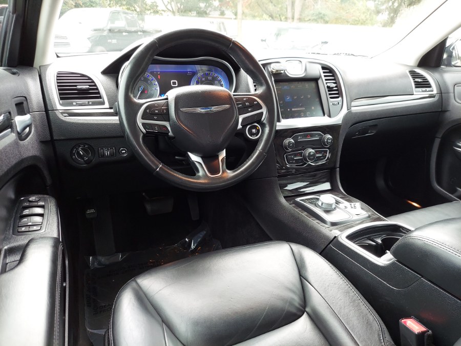 2016 Chrysler 300 4dr Sdn Limited AWD, available for sale in East Windsor, Connecticut | United Auto Sales of E Windsor, Inc. East Windsor, Connecticut 2016 Chrysler 300 4dr Sdn Limited AWD, available for sale in East Windsor, Connecticut | United Auto Sales of E Windsor, Inc. East Windsor, Connecticut
