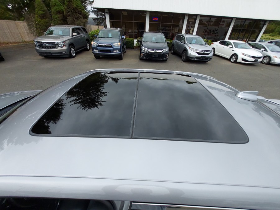 2016 Chrysler 300 4dr Sdn Limited AWD, available for sale in East Windsor, Connecticut | United Auto Sales of E Windsor, Inc. East Windsor, Connecticut 2016 Chrysler 300 4dr Sdn Limited AWD, available for sale in East Windsor, Connecticut | United Auto Sales of E Windsor, Inc. East Windsor, Connecticut