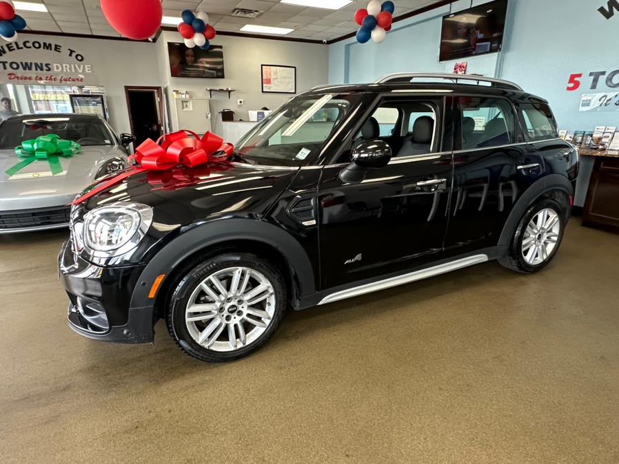 2018 MINI Countryman Cooper ALL4, available for sale in Inwood, New York | 5 Towns Drive. Inwood, New York 2018 MINI Countryman Cooper ALL4, available for sale in Inwood, New York | 5 Towns Drive. Inwood, New York
