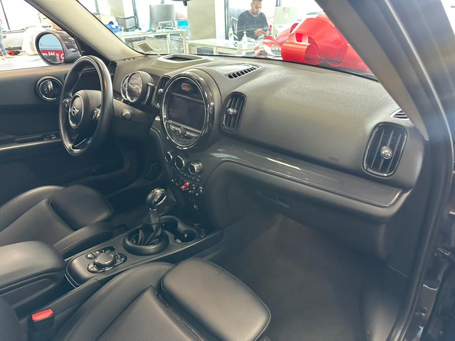 2018 MINI Countryman Cooper ALL4, available for sale in Inwood, New York | 5 Towns Drive. Inwood, New York 2018 MINI Countryman Cooper ALL4, available for sale in Inwood, New York | 5 Towns Drive. Inwood, New York