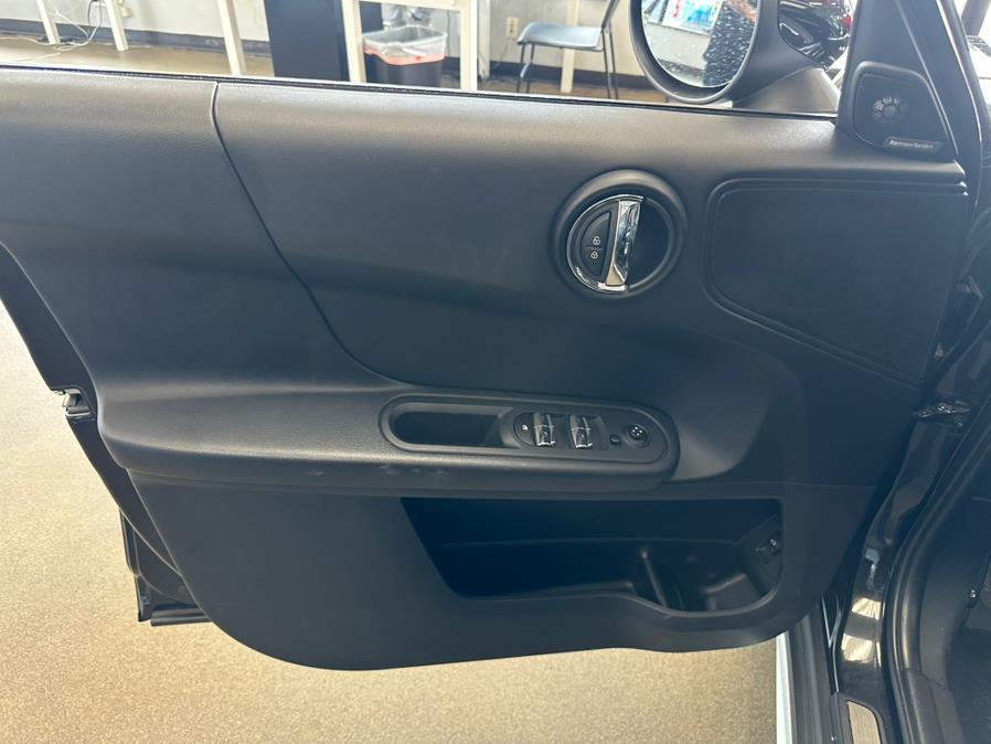 2018 MINI Countryman Cooper ALL4, available for sale in Inwood, New York | 5 Towns Drive. Inwood, New York 2018 MINI Countryman Cooper ALL4, available for sale in Inwood, New York | 5 Towns Drive. Inwood, New York