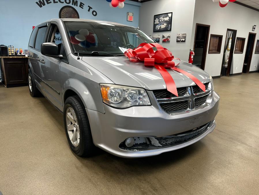 2014 Dodge Grand Caravan 4dr Wgn SXT, available for sale in Inwood, New York | 5 Towns Drive. Inwood, New York 2014 Dodge Grand Caravan 4dr Wgn SXT, available for sale in Inwood, New York | 5 Towns Drive. Inwood, New York