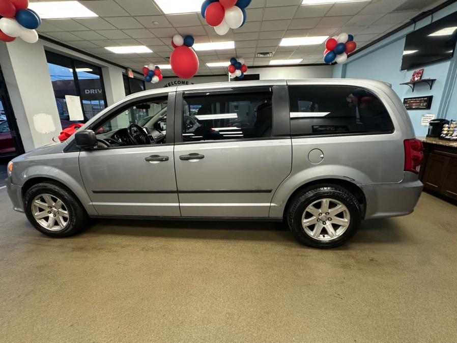 2014 Dodge Grand Caravan 4dr Wgn SXT, available for sale in Inwood, New York | 5 Towns Drive. Inwood, New York 2014 Dodge Grand Caravan 4dr Wgn SXT, available for sale in Inwood, New York | 5 Towns Drive. Inwood, New York