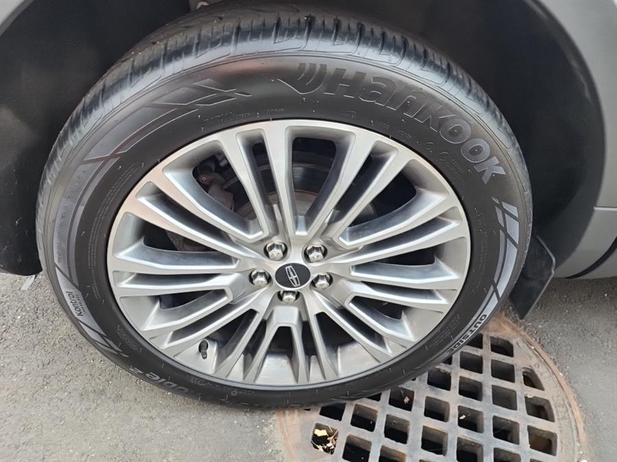 2017 Lincoln MKX Reserve AWD, available for sale in Islip, New York | L.I. Auto Gallery. Islip, New York 2017 Lincoln MKX Reserve AWD, available for sale in Islip, New York | L.I. Auto Gallery. Islip, New York