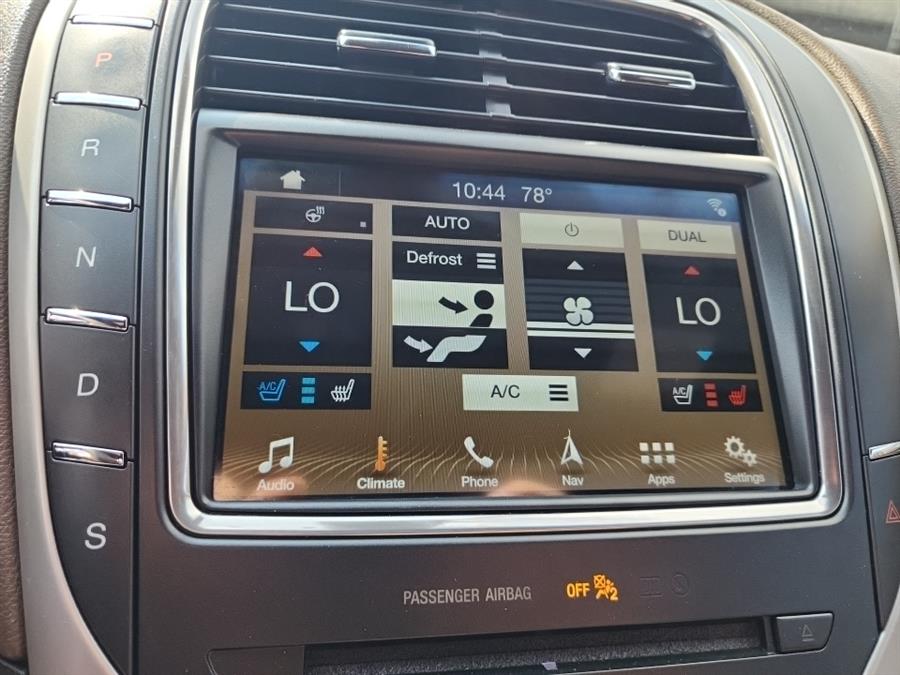 2017 Lincoln MKX Reserve AWD, available for sale in Islip, New York | L.I. Auto Gallery. Islip, New York 2017 Lincoln MKX Reserve AWD, available for sale in Islip, New York | L.I. Auto Gallery. Islip, New York
