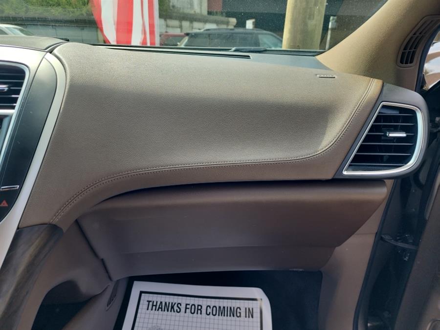 2017 Lincoln MKX Reserve AWD, available for sale in Islip, New York | L.I. Auto Gallery. Islip, New York 2017 Lincoln MKX Reserve AWD, available for sale in Islip, New York | L.I. Auto Gallery. Islip, New York