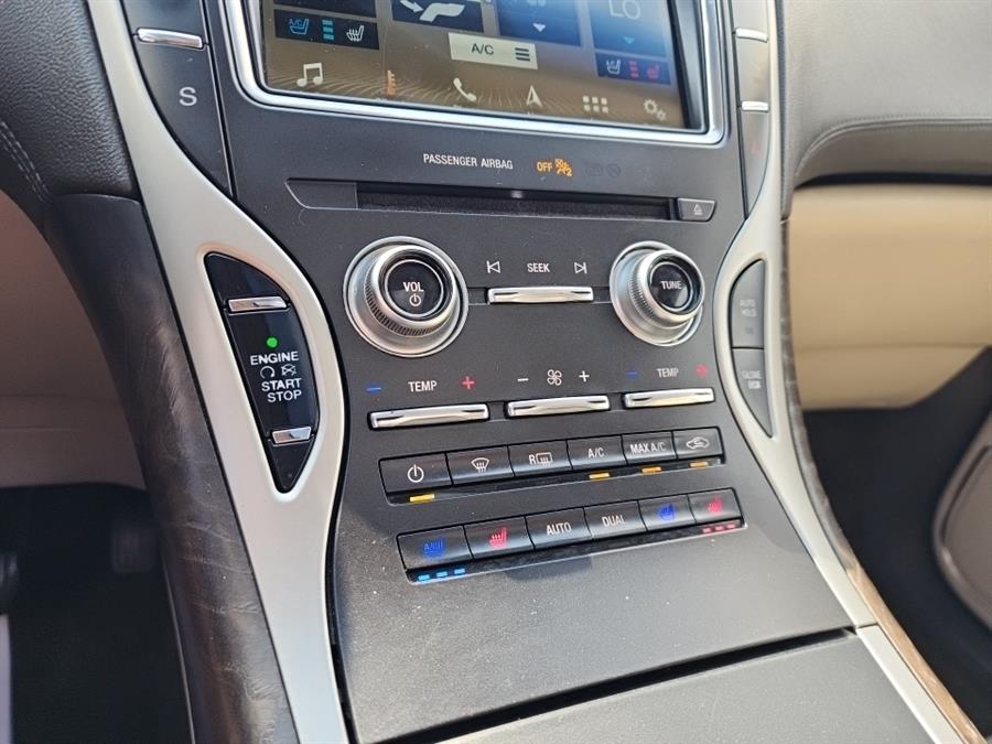 2018 Lincoln MKX Reserve AWD, available for sale in Islip, New York | L.I. Auto Gallery. Islip, New York 2018 Lincoln MKX Reserve AWD, available for sale in Islip, New York | L.I. Auto Gallery. Islip, New York