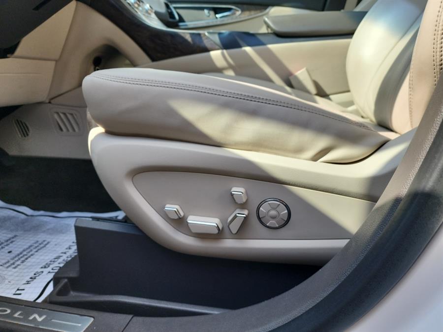 2018 Lincoln MKX Reserve AWD, available for sale in Islip, New York | L.I. Auto Gallery. Islip, New York 2018 Lincoln MKX Reserve AWD, available for sale in Islip, New York | L.I. Auto Gallery. Islip, New York