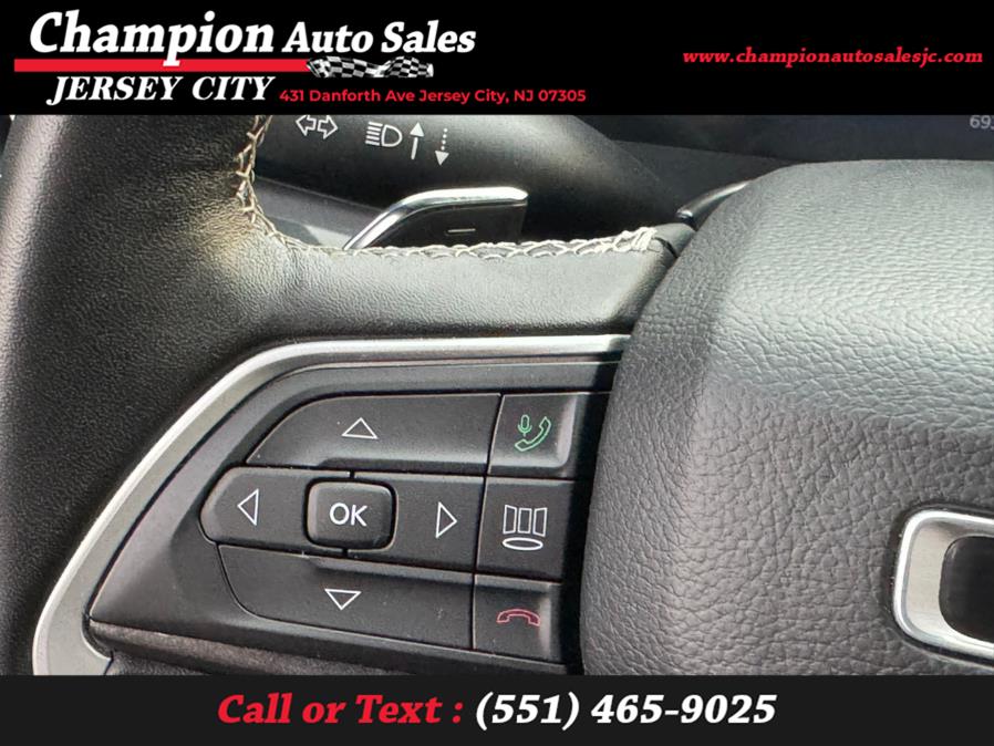 2022 Jeep Grand Cherokee L Altitude 4x4, available for sale in Jersey City, New Jersey | Champion Auto Sales. Jersey City, New Jersey 2022 Jeep Grand Cherokee L Altitude 4x4, available for sale in Jersey City, New Jersey | Champion Auto Sales. Jersey City, New Jersey