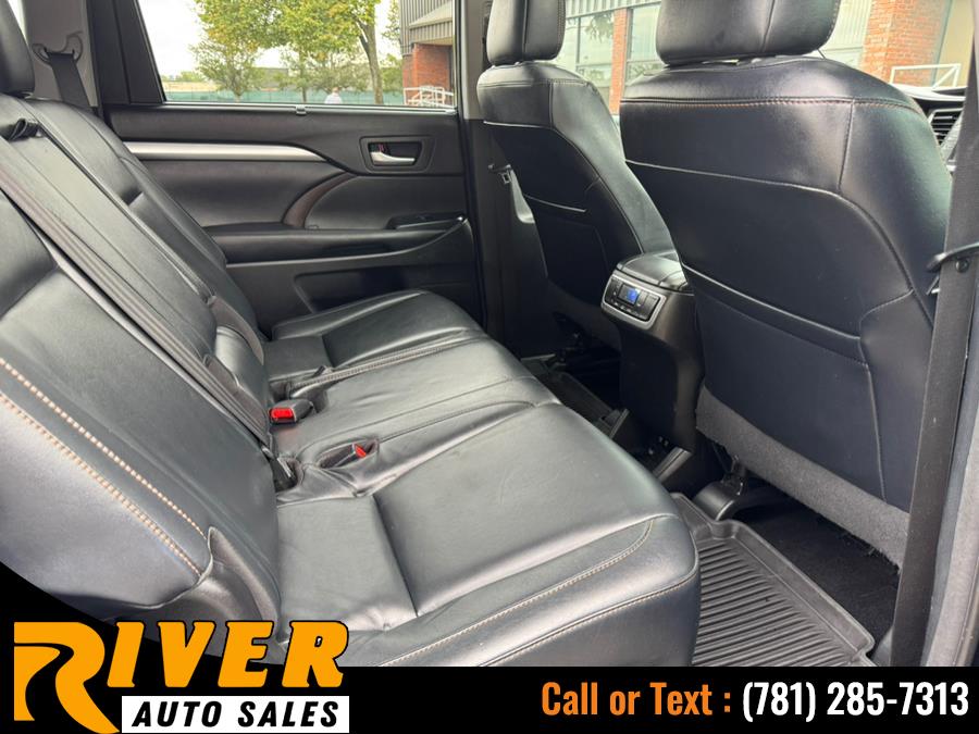 2018 Toyota Highlander XLE V6 AWD (Natl), available for sale in Malden, Massachusetts | River Auto Sales. Malden, Massachusetts 2018 Toyota Highlander XLE V6 AWD (Natl), available for sale in Malden, Massachusetts | River Auto Sales. Malden, Massachusetts
