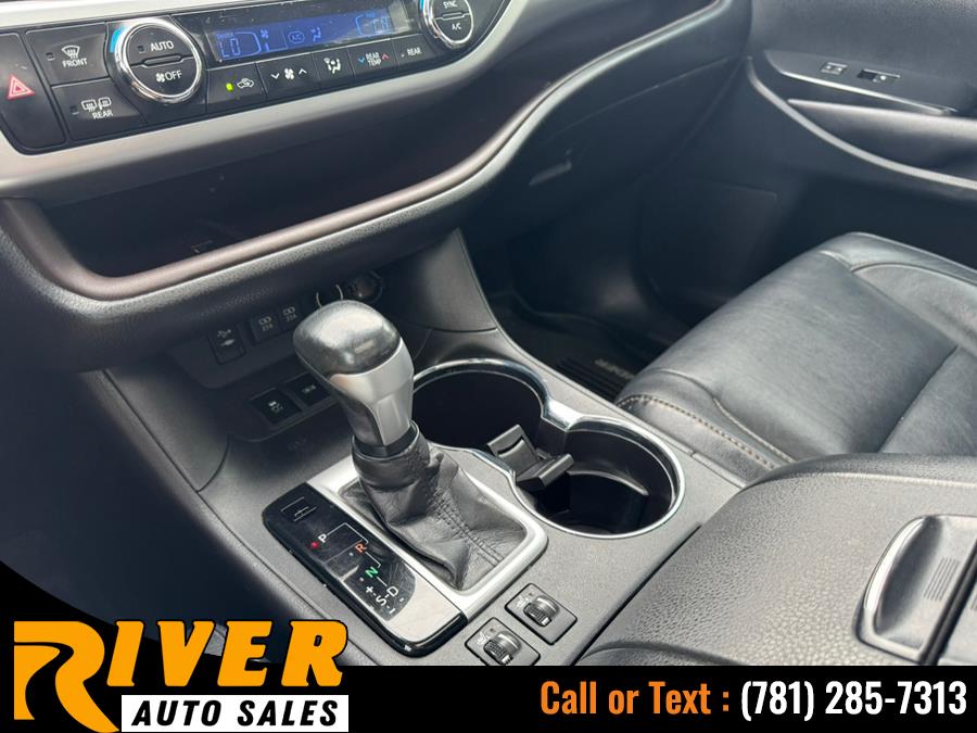 2018 Toyota Highlander XLE V6 AWD (Natl), available for sale in Malden, Massachusetts | River Auto Sales. Malden, Massachusetts 2018 Toyota Highlander XLE V6 AWD (Natl), available for sale in Malden, Massachusetts | River Auto Sales. Malden, Massachusetts