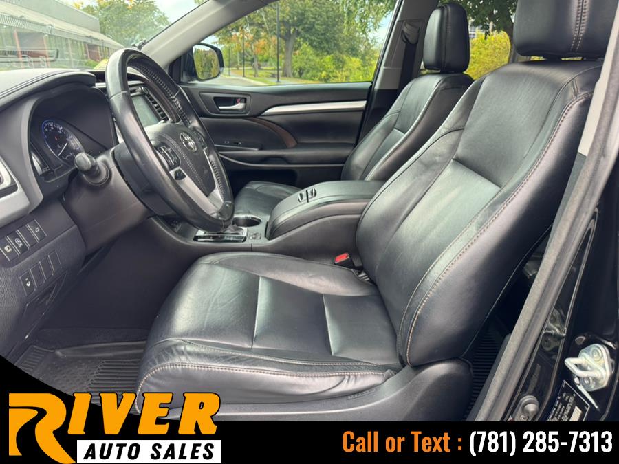 2018 Toyota Highlander XLE V6 AWD (Natl), available for sale in Malden, Massachusetts | River Auto Sales. Malden, Massachusetts 2018 Toyota Highlander XLE V6 AWD (Natl), available for sale in Malden, Massachusetts | River Auto Sales. Malden, Massachusetts