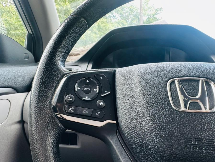 2019 Honda Pilot EX AWD, available for sale in Irvington, New Jersey | Elis Motors Corp. Irvington, New Jersey 2019 Honda Pilot EX AWD, available for sale in Irvington, New Jersey | Elis Motors Corp. Irvington, New Jersey