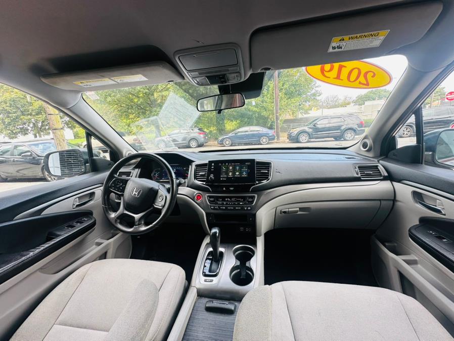 2019 Honda Pilot EX AWD, available for sale in Irvington, New Jersey | Elis Motors Corp. Irvington, New Jersey 2019 Honda Pilot EX AWD, available for sale in Irvington, New Jersey | Elis Motors Corp. Irvington, New Jersey