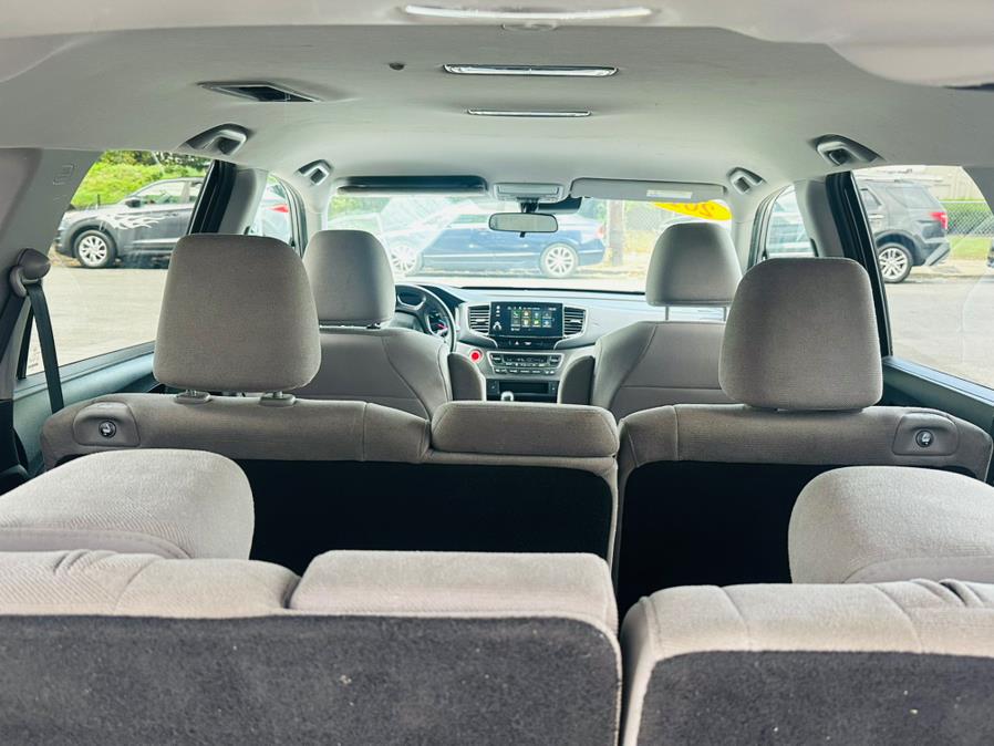 2019 Honda Pilot EX AWD, available for sale in Irvington, New Jersey | Elis Motors Corp. Irvington, New Jersey 2019 Honda Pilot EX AWD, available for sale in Irvington, New Jersey | Elis Motors Corp. Irvington, New Jersey
