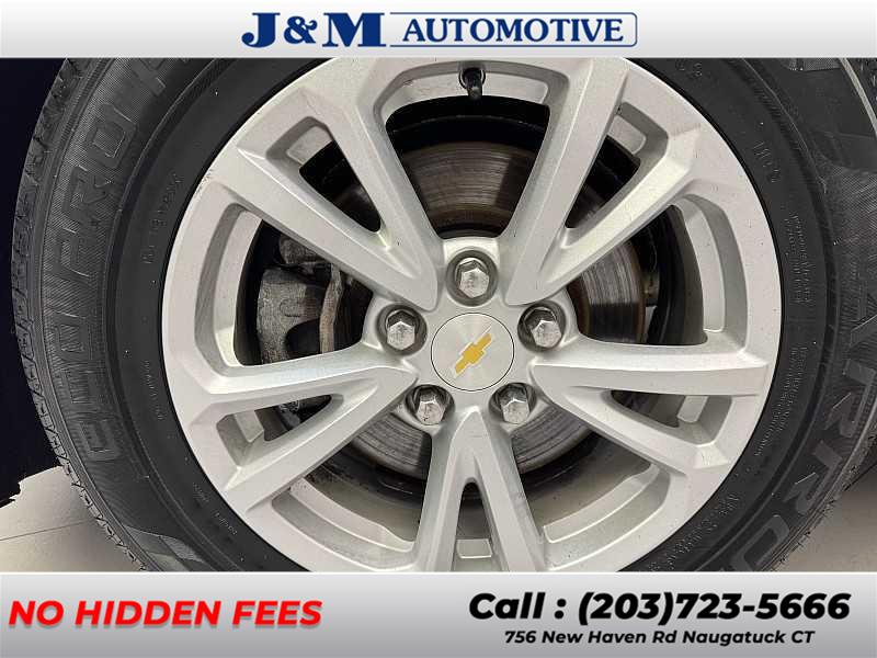 2017 Chevrolet Equinox LT, available for sale in Naugatuck, Connecticut | J&M Automotive Sls&Svc LLC. Naugatuck, Connecticut 2017 Chevrolet Equinox LT, available for sale in Naugatuck, Connecticut | J&M Automotive Sls&Svc LLC. Naugatuck, Connecticut