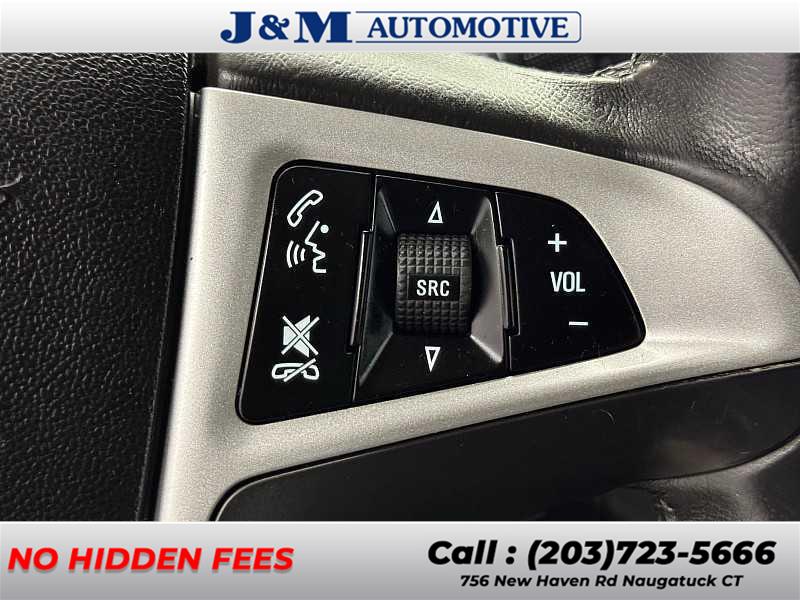 2017 Chevrolet Equinox LT, available for sale in Naugatuck, Connecticut | J&M Automotive Sls&Svc LLC. Naugatuck, Connecticut 2017 Chevrolet Equinox LT, available for sale in Naugatuck, Connecticut | J&M Automotive Sls&Svc LLC. Naugatuck, Connecticut
