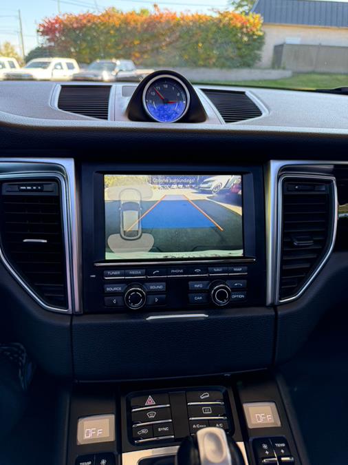 2016 Porsche Macan AWD 4dr S, available for sale in Windsor Locks, Connecticut | JANNA MOTORS LLC. Windsor Locks, Connecticut 2016 Porsche Macan AWD 4dr S, available for sale in Windsor Locks, Connecticut | JANNA MOTORS LLC. Windsor Locks, Connecticut