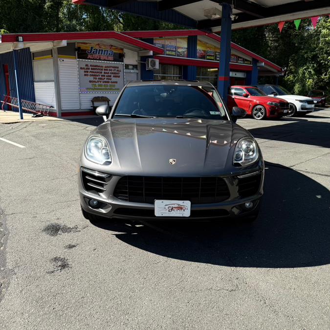 2016 Porsche Macan AWD 4dr S, available for sale in Windsor Locks, Connecticut | JANNA MOTORS LLC. Windsor Locks, Connecticut 2016 Porsche Macan AWD 4dr S, available for sale in Windsor Locks, Connecticut | JANNA MOTORS LLC. Windsor Locks, Connecticut