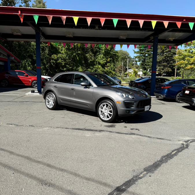 2016 Porsche Macan S