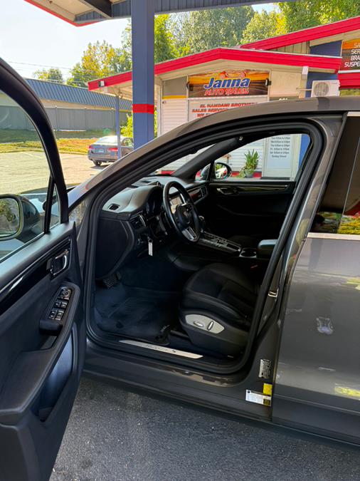 2016 Porsche Macan AWD 4dr S, available for sale in Windsor Locks, Connecticut | JANNA MOTORS LLC. Windsor Locks, Connecticut 2016 Porsche Macan AWD 4dr S, available for sale in Windsor Locks, Connecticut | JANNA MOTORS LLC. Windsor Locks, Connecticut