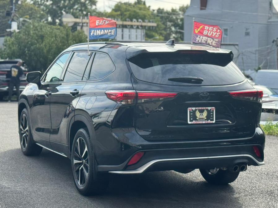 2021 Toyota Highlander XSE photo 4