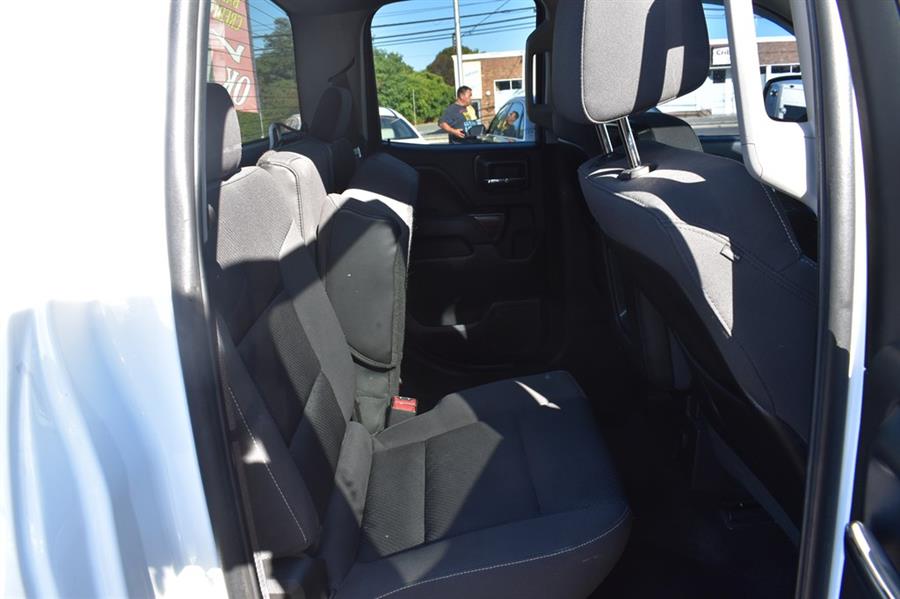 2014 GMC Sierra 1500 SLE, available for sale in Patchogue, New York | 112 Auto Plaza. Patchogue, New York 2014 GMC Sierra 1500 SLE, available for sale in Patchogue, New York | 112 Auto Plaza. Patchogue, New York