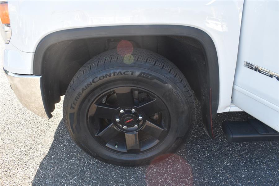 2014 GMC Sierra 1500 SLE, available for sale in Patchogue, New York | 112 Auto Plaza. Patchogue, New York 2014 GMC Sierra 1500 SLE, available for sale in Patchogue, New York | 112 Auto Plaza. Patchogue, New York