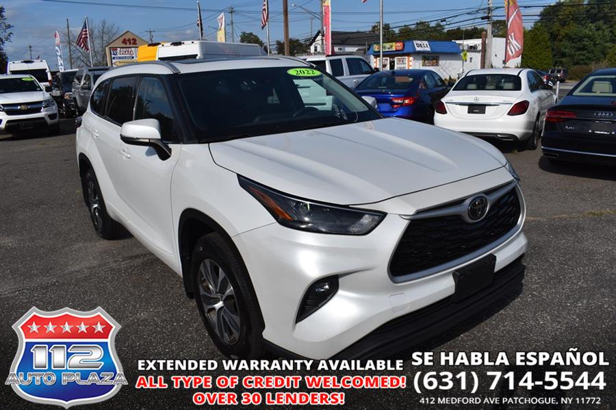 2022 Toyota Highlander XLE, available for sale in Patchogue, New York | 112 Auto Plaza. Patchogue, New York 2022 Toyota Highlander XLE, available for sale in Patchogue, New York | 112 Auto Plaza. Patchogue, New York